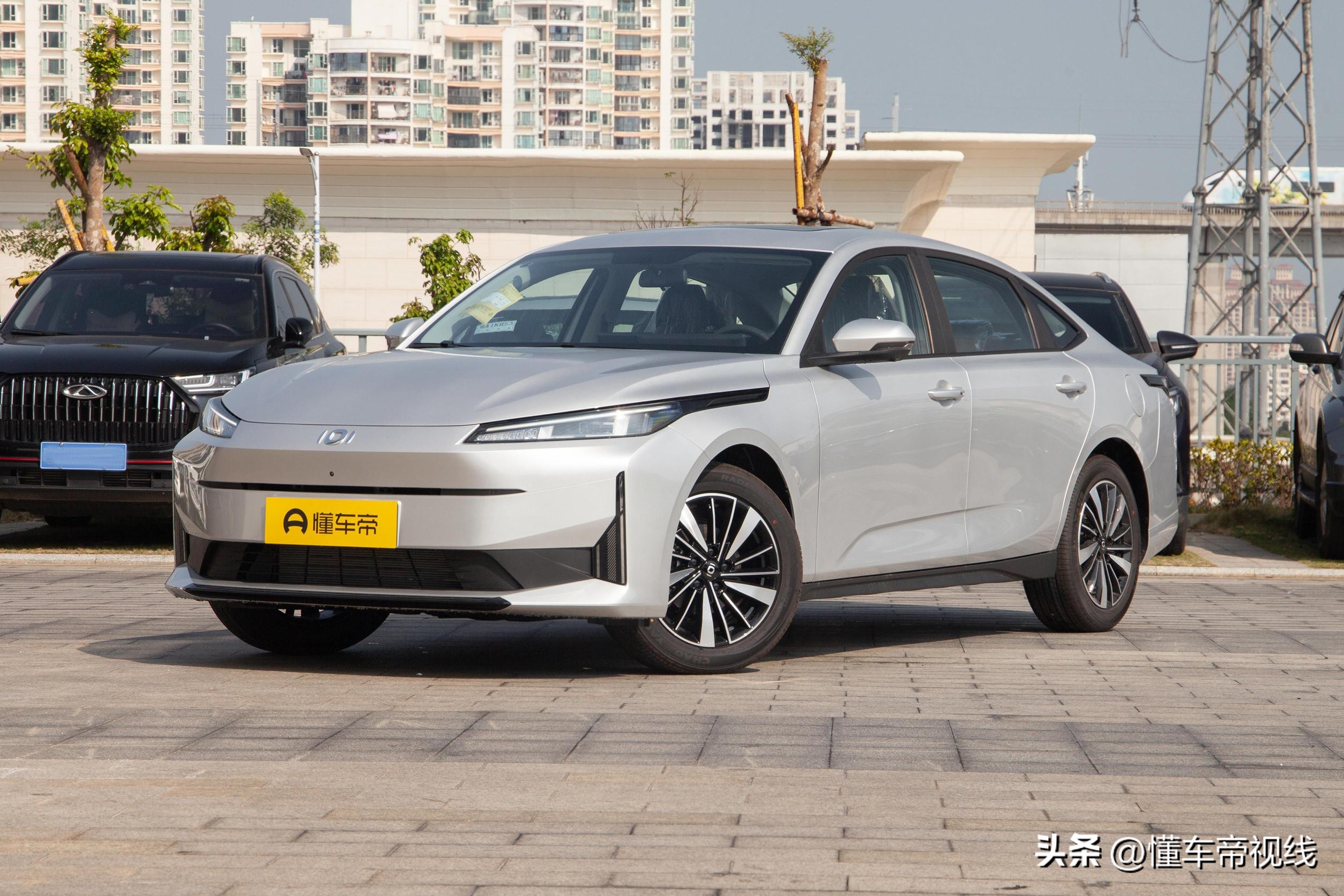比亚迪海豹05DM-i智驾版购车权益 2025_海豹05DM-i智驾版配置价格 7.98万-10.38万_比亚迪补贴