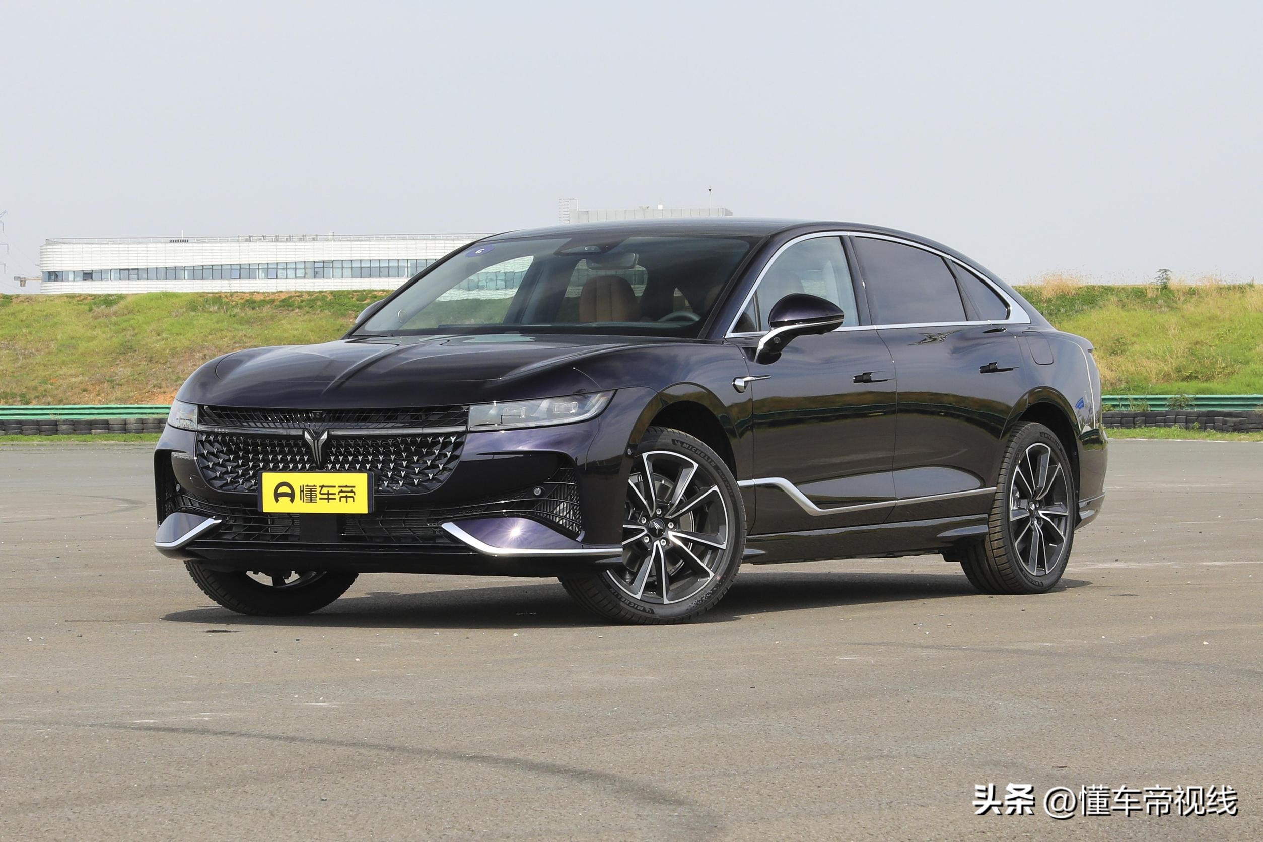 比亚迪汉LDM和EV车型介绍_比亚迪补贴_比亚迪汉L7月购车权益